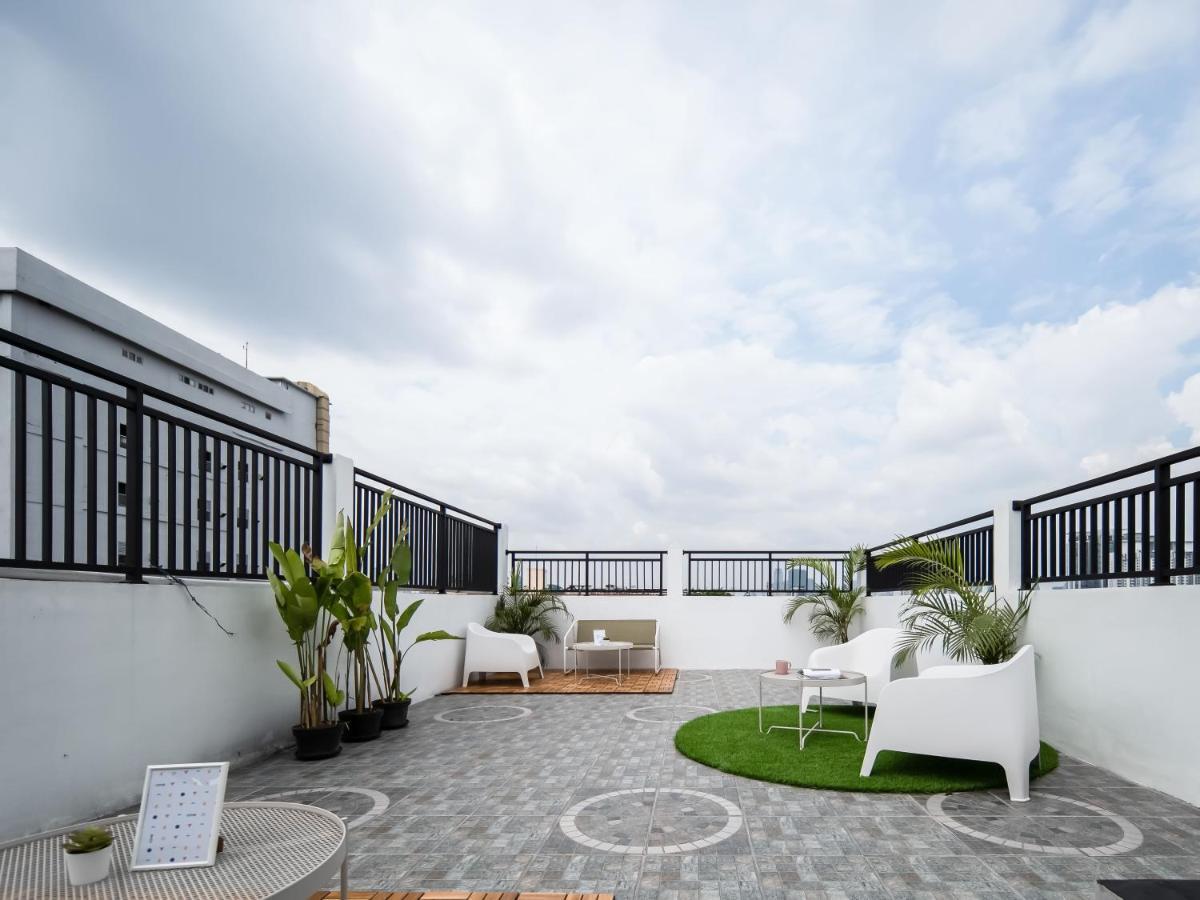 Aparthotel Cove Taman Jakarta Exterior foto